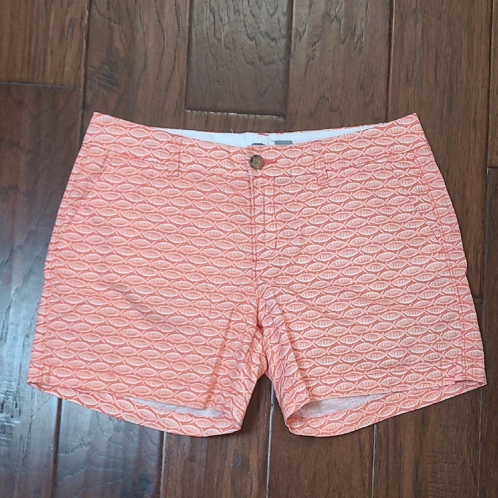 Old Navy Peach Fish Print Shorts size 6